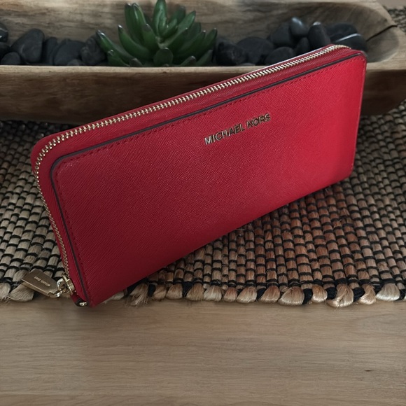 Michael Kors Jet Set wallet - Picture 2 of 5